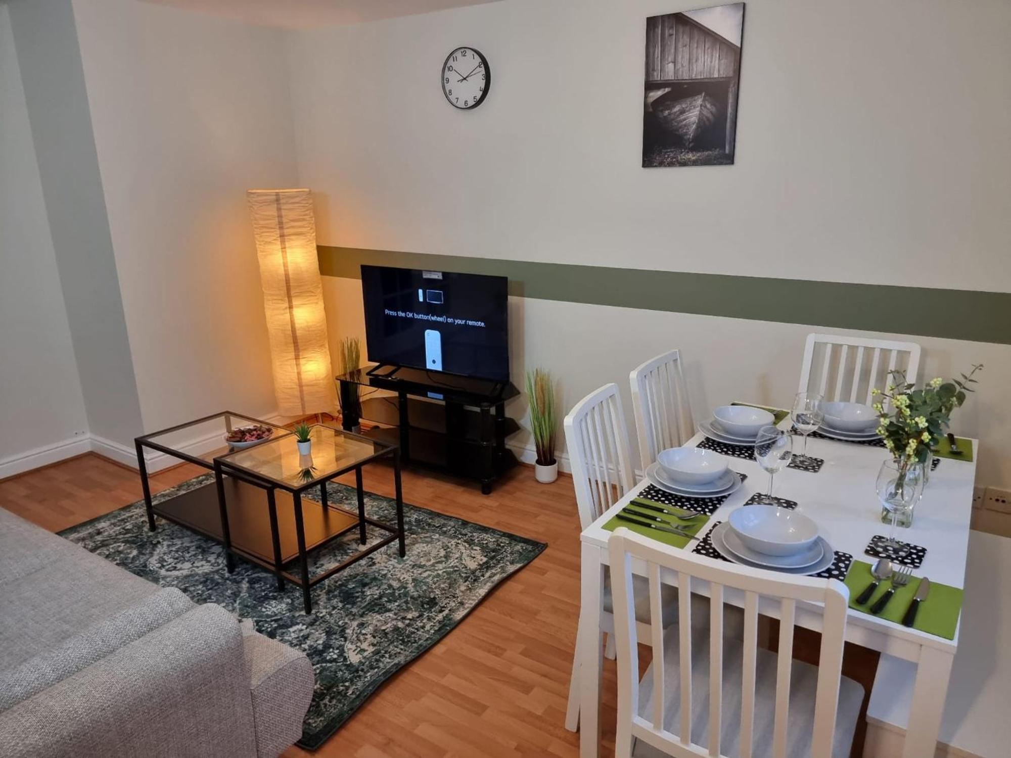 Century House Luxury Apartments Лондон Экстерьер фото