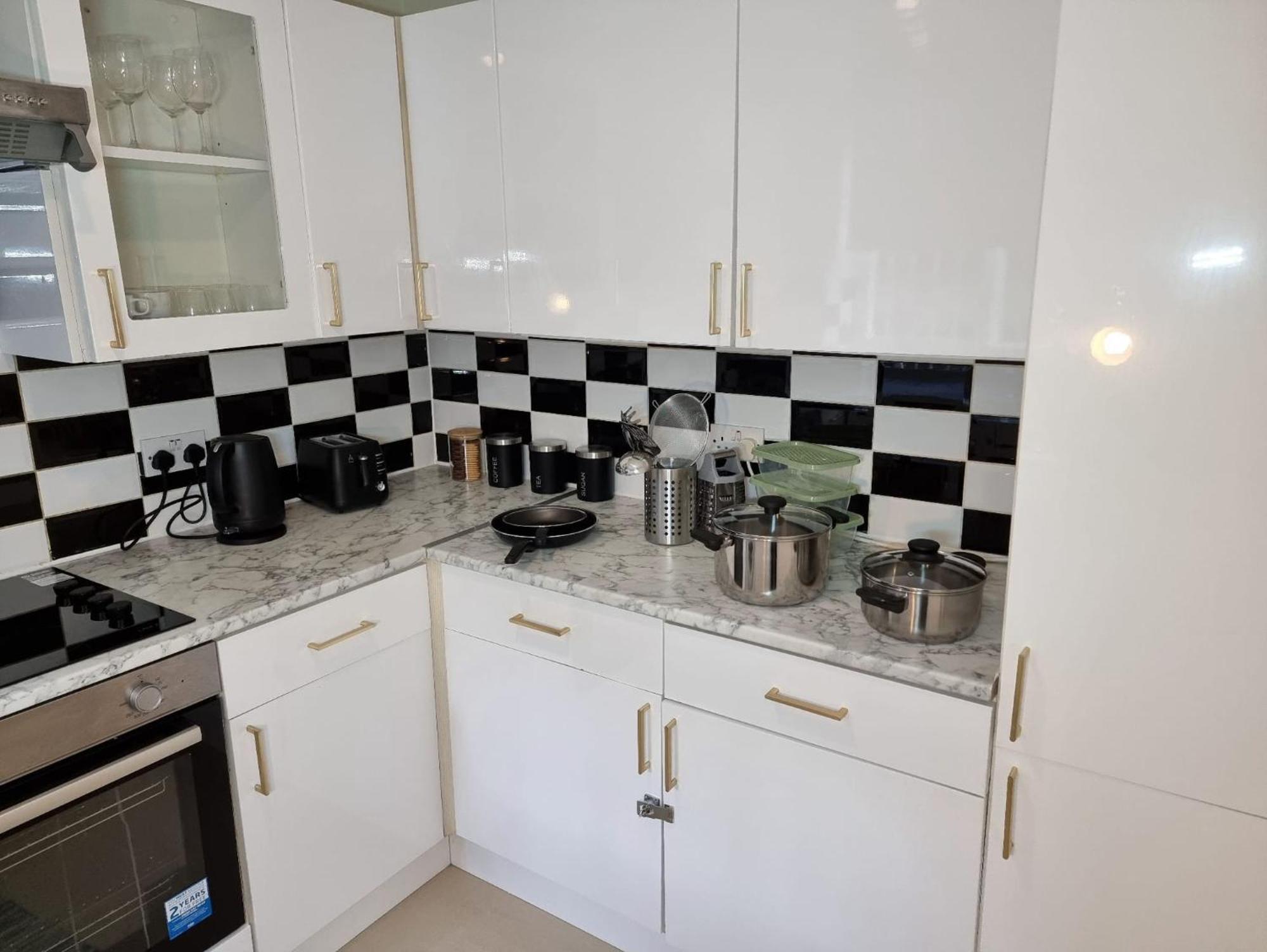 Century House Luxury Apartments Лондон Экстерьер фото